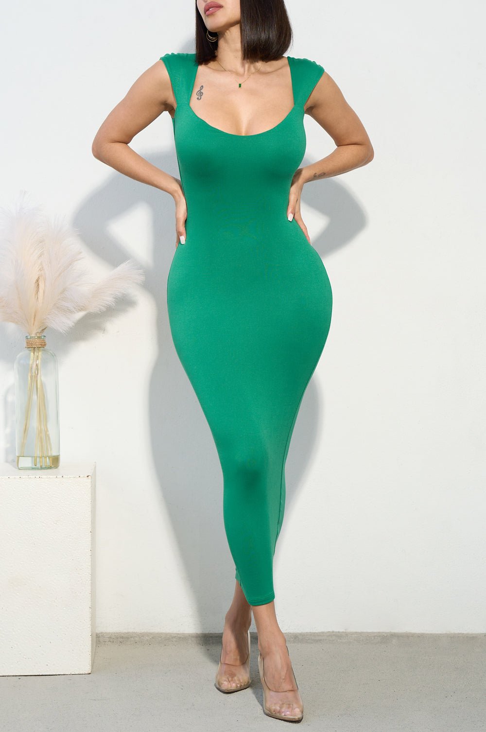 Emerald Cap Sleeve Sweetheart Dress